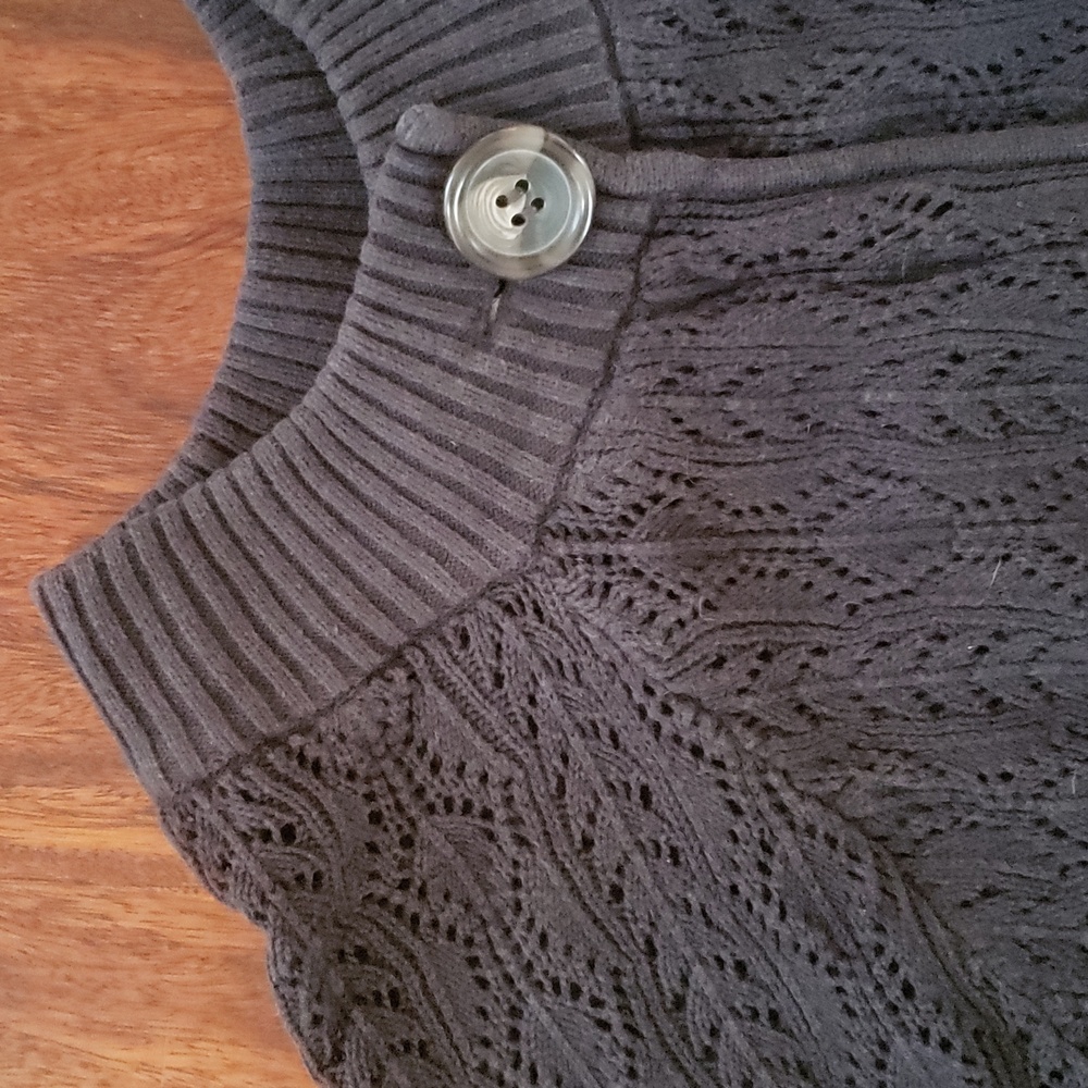 Vintage Gray Crochet Swing Cardigan Cropped Bell Quarter Sleeve Sweater • Small - Picture 8 of 16
